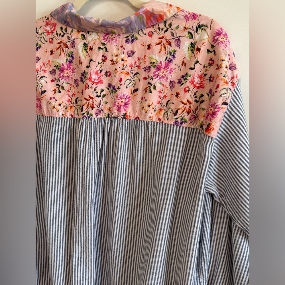 Anthropologie Maeve The Clarissa Floral & Striped High Low Button Up Top Size 14 - Picture 4 of 8